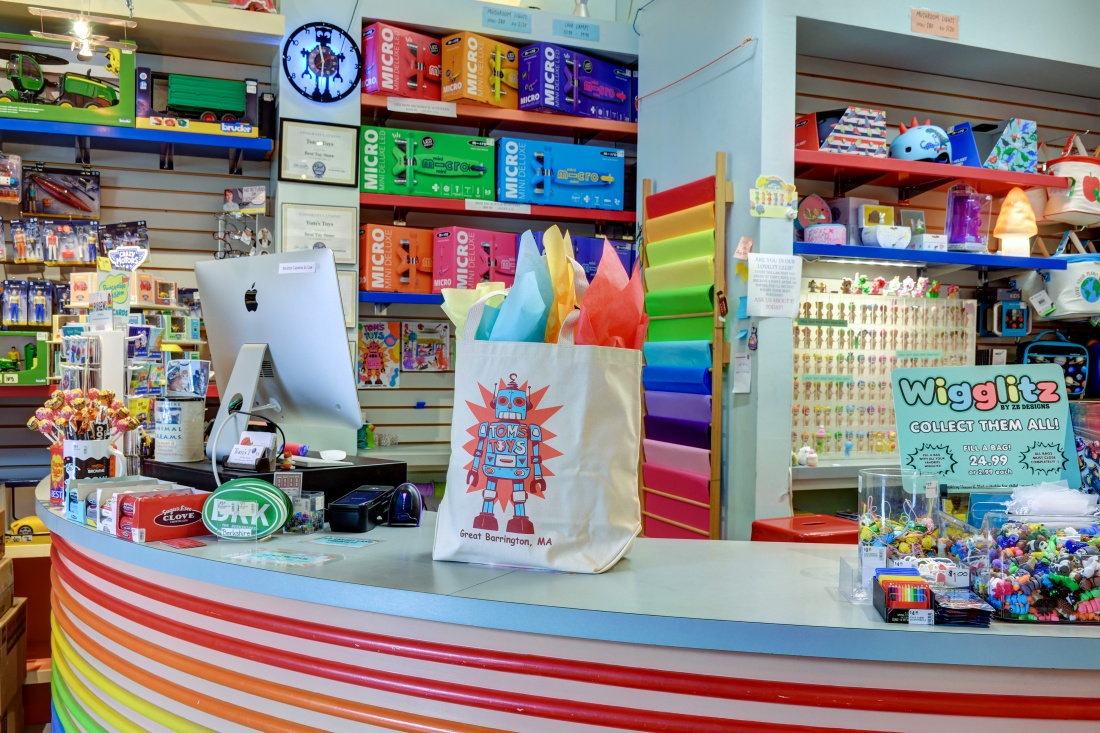 Front Counter With Robot Gift Bag
